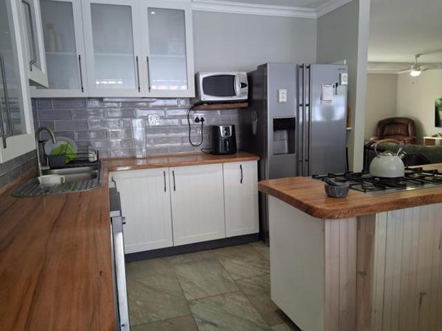 3 Bedroom House in Greendale