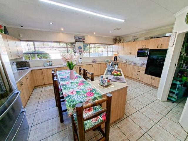 3 Bedroom House in Greenhills