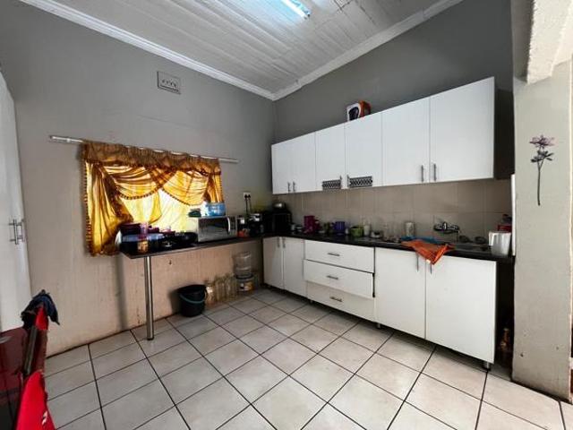 3 Bedroom House in Greenside