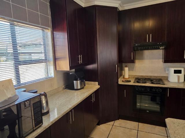 3 Bedroom House in Grimbeek Park