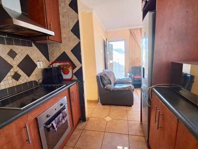 3 Bedroom House in Grobler Park