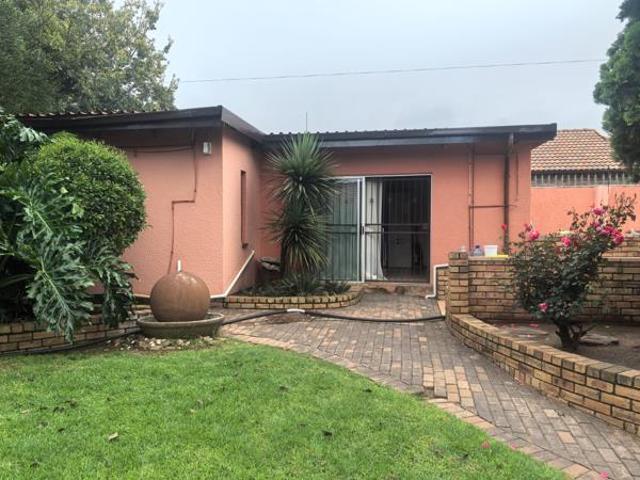 3 Bedroom House in Grobler Park