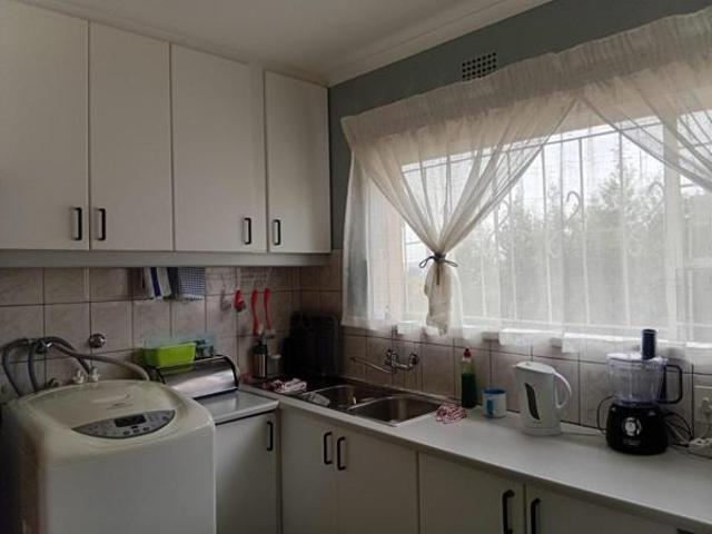 3 Bedroom House in Grobler Park