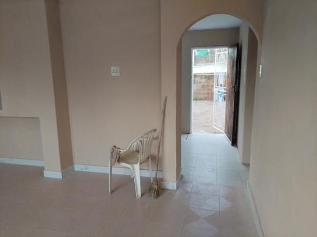 3 Bedroom House in Grove End