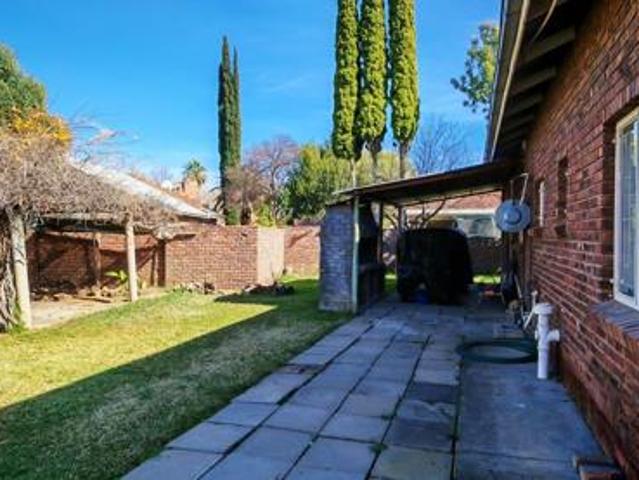 3 Bedroom House in Douglas