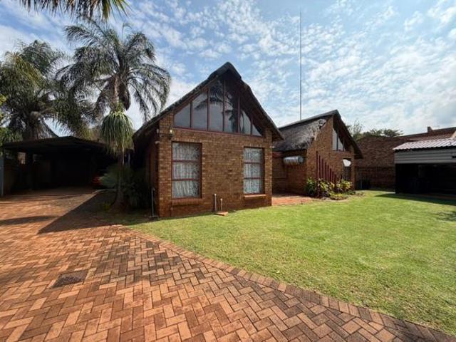 3 Bedroom House in Doornpoort