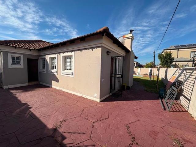 3 Bedroom House in Doornpoort