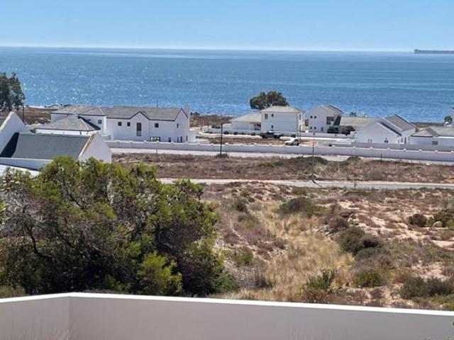 3 Bedroom House in Da Gama Bay