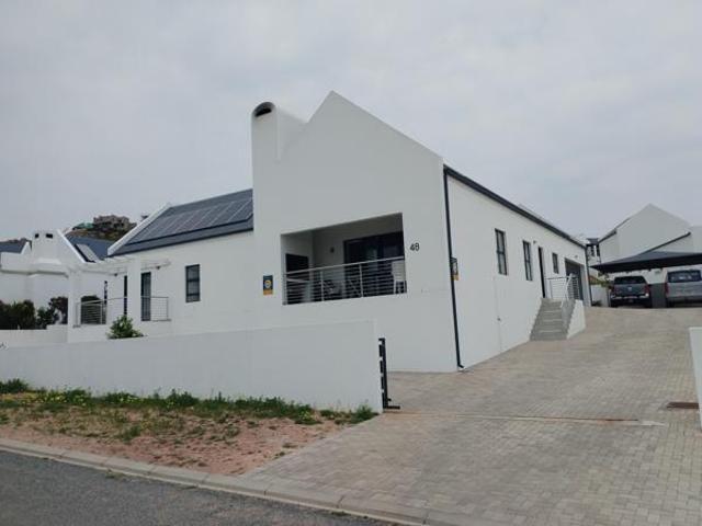 3 Bedroom House in Da Gama Bay