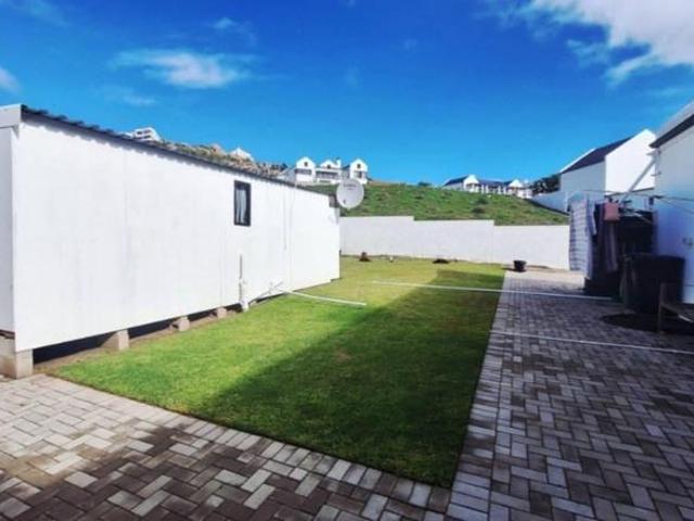 3 Bedroom House in Da Gama Bay
