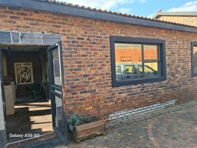 3 Bedroom House in Daleside