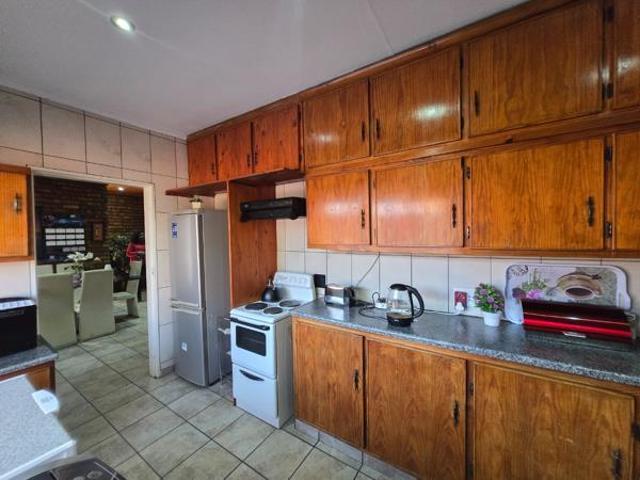 3 Bedroom House in Daleside