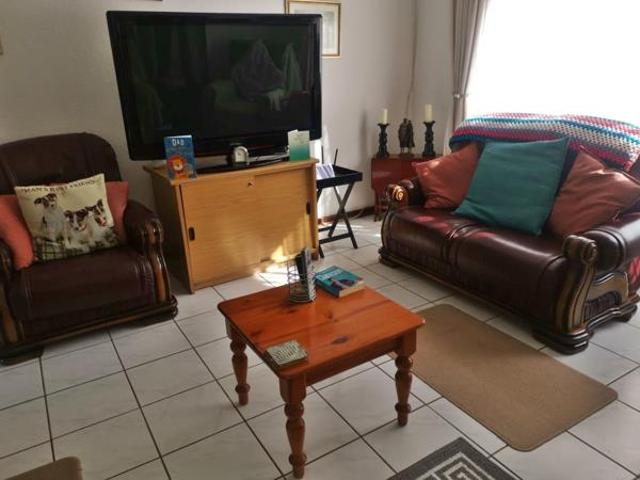 3 Bedroom House in Dan Pienaarville