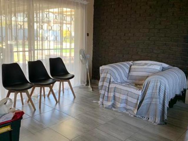 3 Bedroom House in Dan Pienaarville