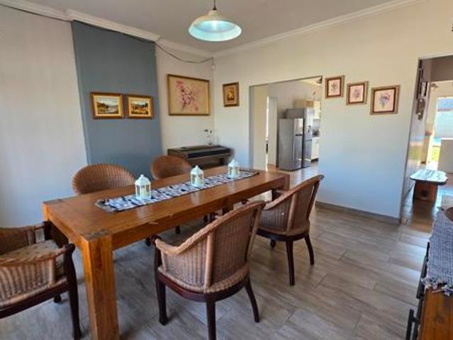 3 Bedroom House in Dan Pienaarville