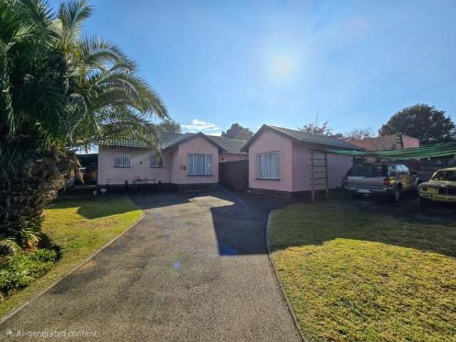 3 Bedroom House in Dan Pienaarville