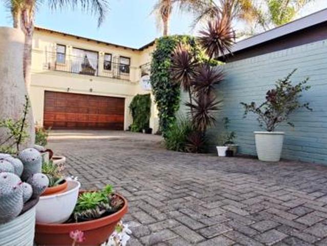 3 Bedroom House in Dan Pienaar