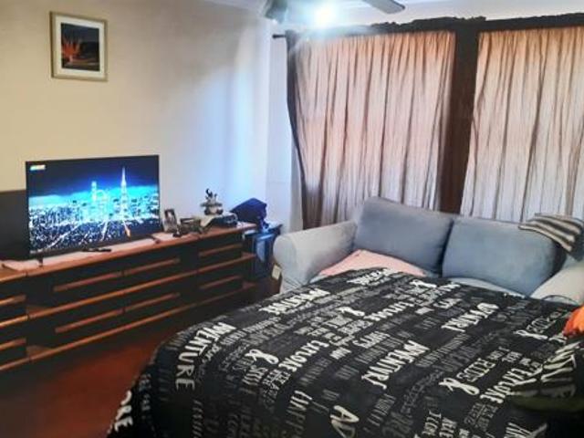 3 Bedroom House in Dana Bay