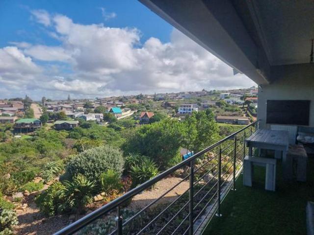 3 Bedroom House in Dana Bay