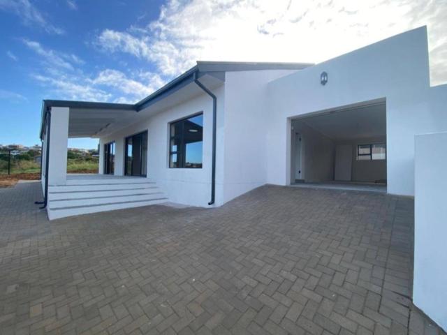 3 Bedroom House in Dana Bay