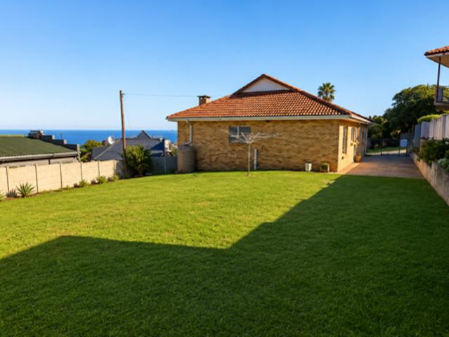 3 Bedroom House in Dana Bay