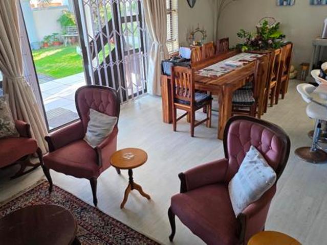 3 Bedroom House in De Kelders