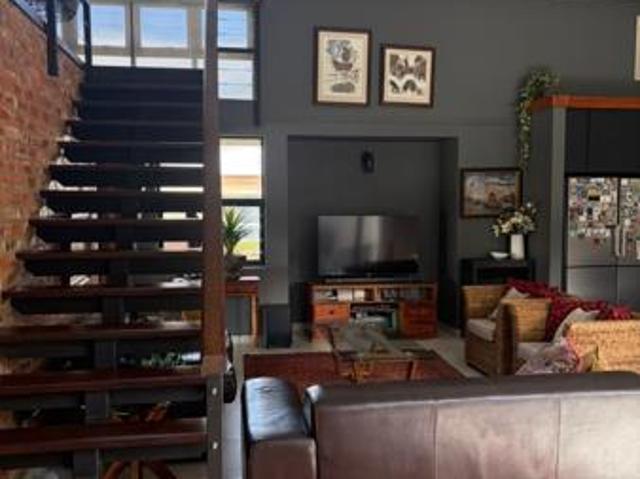 3 Bedroom House in De Land Estate