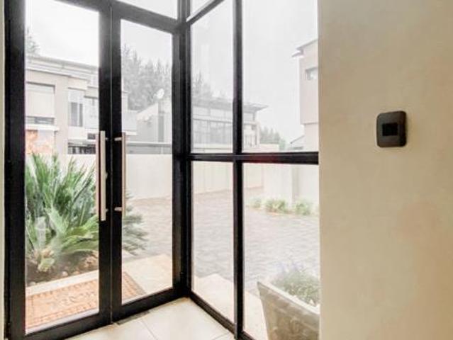 3 Bedroom House in De Land Estate