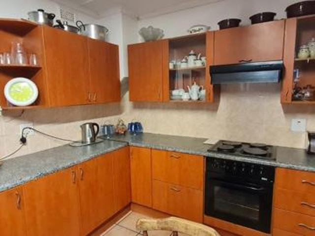 3 Bedroom House in De Mist