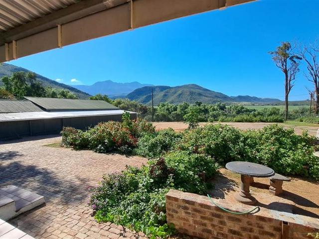 3 Bedroom House in De Rust