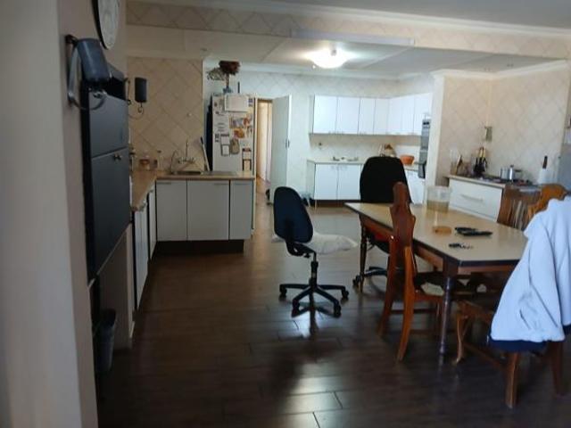 8 Bedroom House in Del Judor