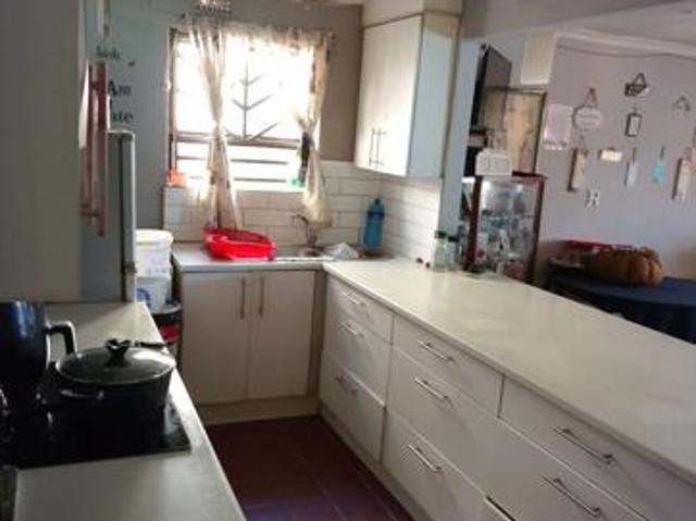 3 Bedroom House in Delft South