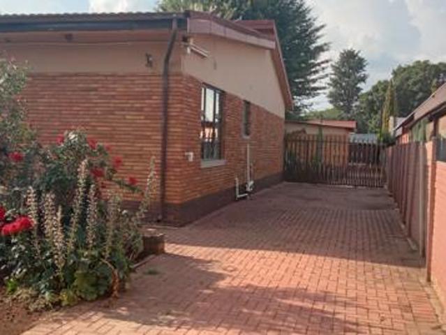 3 Bedroom House in Delmas