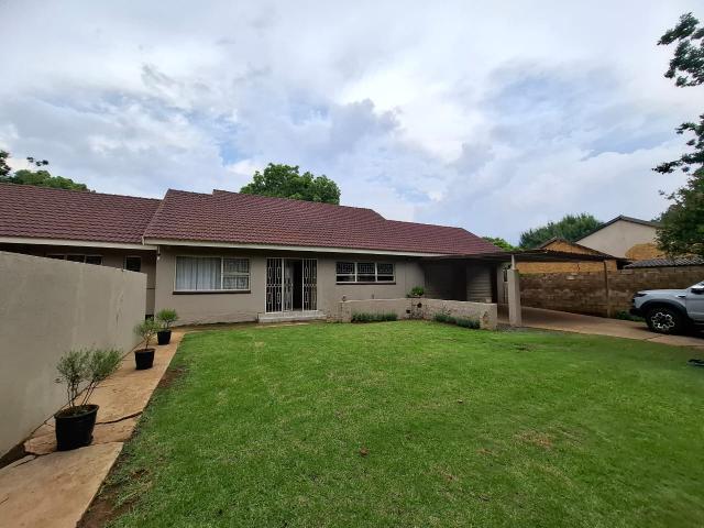 3 Bedroom House in Delmas