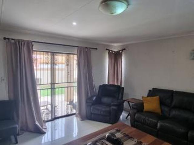 3 Bedroom House in Delmas