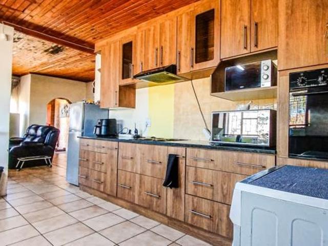 3 Bedroom House in Deneysville