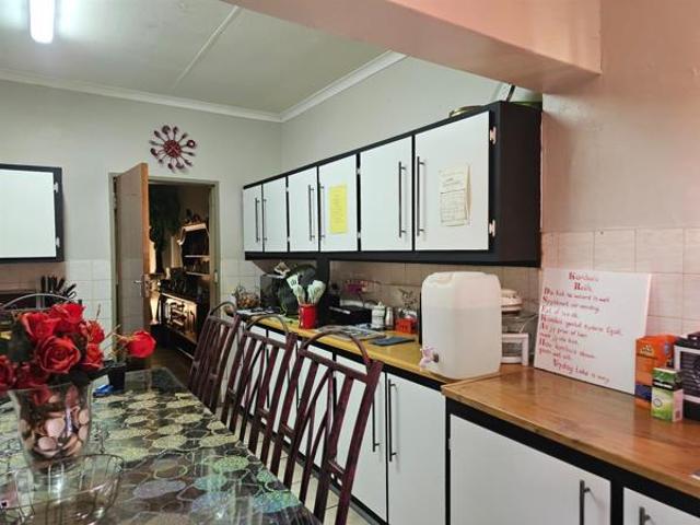 3 Bedroom House in Dennesig