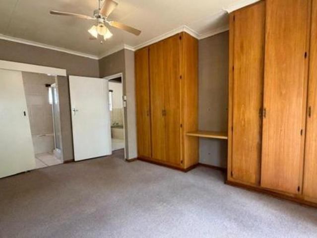 3 Bedroom House in Dennesig