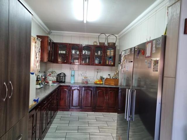 3 Bedroom House in Dennesig