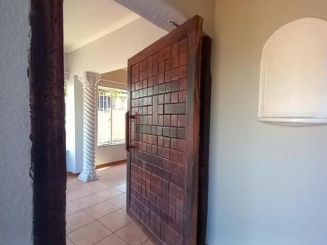 3 Bedroom House in Dennesig