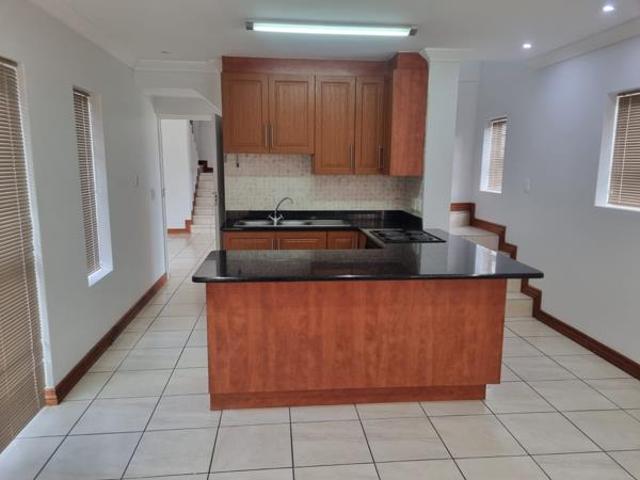 3 Bedroom House in Diaz Beach