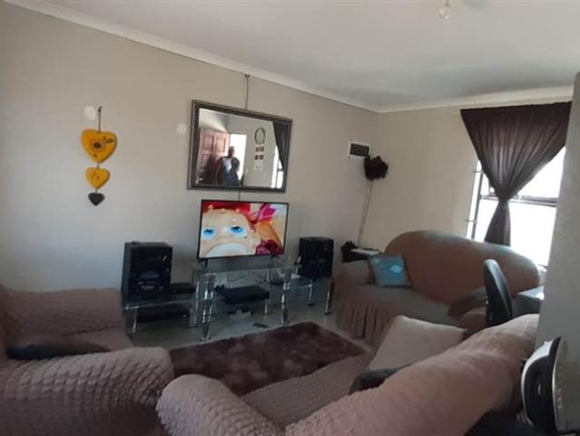 3 Bedroom House in Diazville