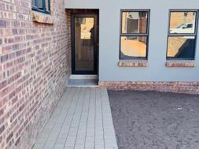 3 Bedroom House in Die Heuwel