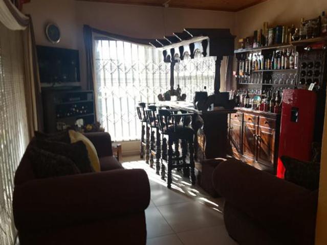 3 Bedroom House in Die Heuwel