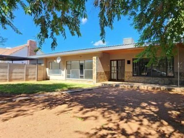 3 Bedroom House in Die Rand