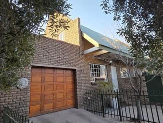 3 Bedroom House in Die Rand