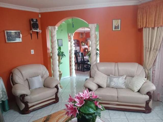 3 Bedroom House in Dunveria