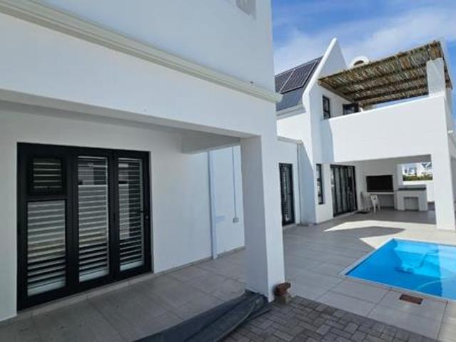 3 Bedroom House in Dwarskersbos