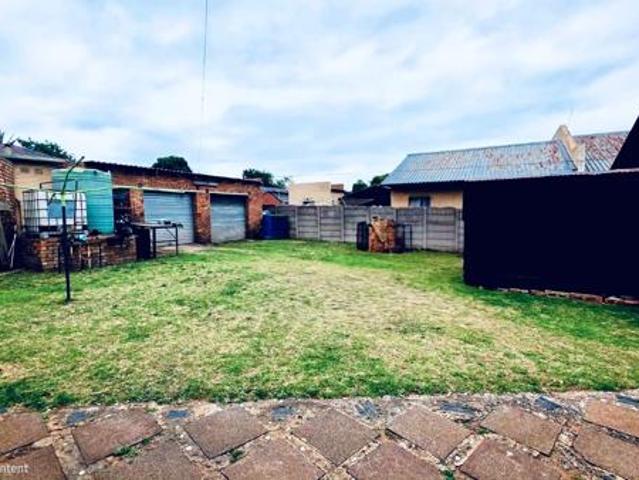 3 Bedroom House in Emalahleni Witbank Ext 16