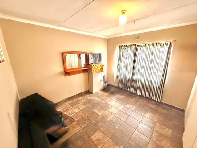 3 Bedroom House in Emalahleni Witbank Ext 16